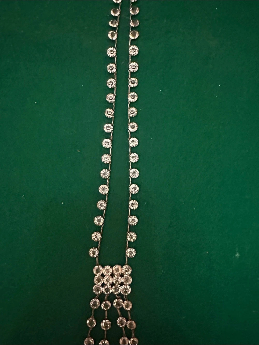 Very vintage pendant rhinestone necklace